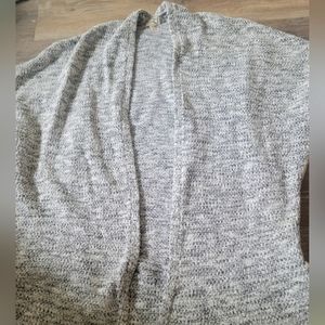 Short Sleeve Cardigan/Sweater Sz Medium